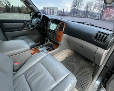 Сірий Тойота Ленд Крузер 100, об'ємом двигуна 4.7 л та пробігом 435 тис. км за 11999 $, фото 12 на Automoto.ua