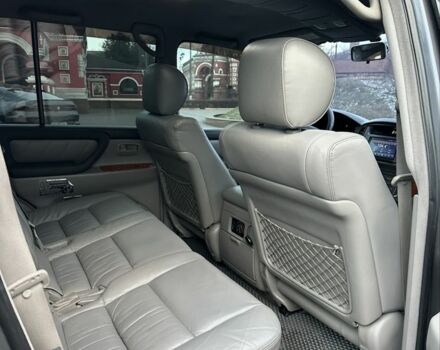 Серый Тойота Ленд Крузер 100, объемом двигателя 4.7 л и пробегом 440 тыс. км за 12500 $, фото 9 на Automoto.ua