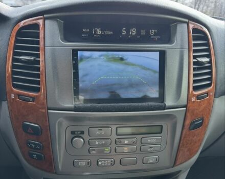 Серый Тойота Ленд Крузер 100, объемом двигателя 4.7 л и пробегом 440 тыс. км за 12500 $, фото 19 на Automoto.ua