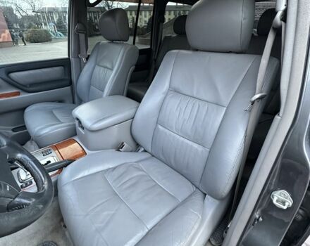 Сірий Тойота Ленд Крузер 100, об'ємом двигуна 4.7 л та пробігом 435 тис. км за 11999 $, фото 13 на Automoto.ua