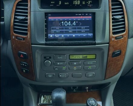 Серый Тойота Ленд Крузер 100, объемом двигателя 4.7 л и пробегом 440 тыс. км за 12500 $, фото 16 на Automoto.ua