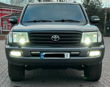Сірий Тойота Ленд Крузер 100, об'ємом двигуна 4.7 л та пробігом 435 тис. км за 11999 $, фото 1 на Automoto.ua