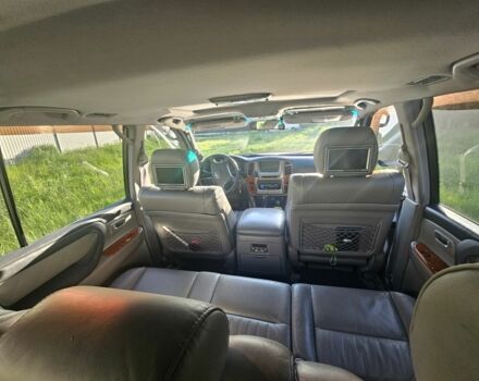 Серый Тойота Ленд Крузер 100, объемом двигателя 4.7 л и пробегом 265 тыс. км за 16700 $, фото 11 на Automoto.ua