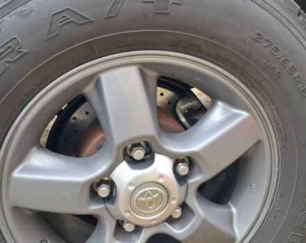 Серый Тойота Ленд Крузер 100, объемом двигателя 4.2 л и пробегом 363 тыс. км за 23500 $, фото 4 на Automoto.ua