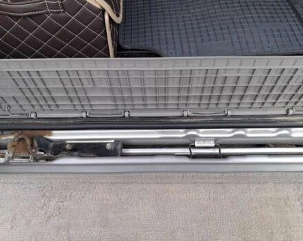 Серый Тойота Ленд Крузер 100, объемом двигателя 4.2 л и пробегом 363 тыс. км за 23500 $, фото 12 на Automoto.ua