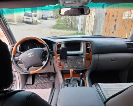 Серый Тойота Ленд Крузер 100, объемом двигателя 4.2 л и пробегом 363 тыс. км за 23500 $, фото 16 на Automoto.ua