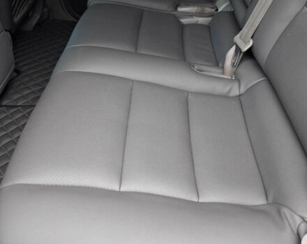 Серый Тойота Ленд Крузер 100, объемом двигателя 4.2 л и пробегом 363 тыс. км за 23500 $, фото 15 на Automoto.ua