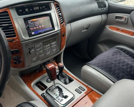 Серый Тойота Ленд Крузер 100, объемом двигателя 4.7 л и пробегом 335 тыс. км за 26500 $, фото 13 на Automoto.ua