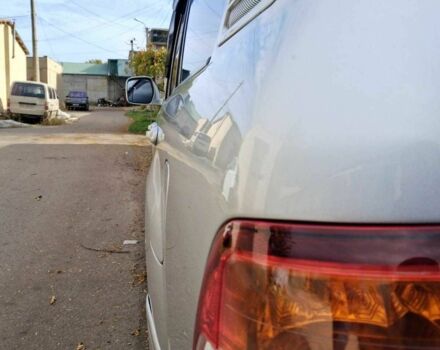 Серый Тойота Ленд Крузер 100, объемом двигателя 4.2 л и пробегом 363 тыс. км за 23500 $, фото 3 на Automoto.ua