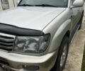 Серый Тойота Ленд Крузер 100, объемом двигателя 4.7 л и пробегом 335 тыс. км за 26500 $, фото 3 на Automoto.ua