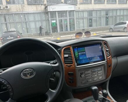 Сірий Тойота Ленд Крузер 100, об'ємом двигуна 4.2 л та пробігом 200 тис. км за 28000 $, фото 1 на Automoto.ua