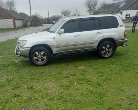 Сірий Тойота Ленд Крузер 100, об'ємом двигуна 4 л та пробігом 377 тис. км за 10700 $, фото 1 на Automoto.ua