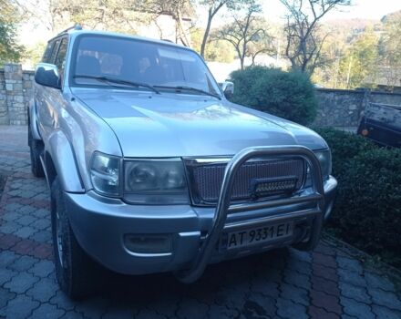 Серый Тойота Ленд Крузер 100, объемом двигателя 2.8 л и пробегом 210 тыс. км за 9999 $, фото 1 на Automoto.ua