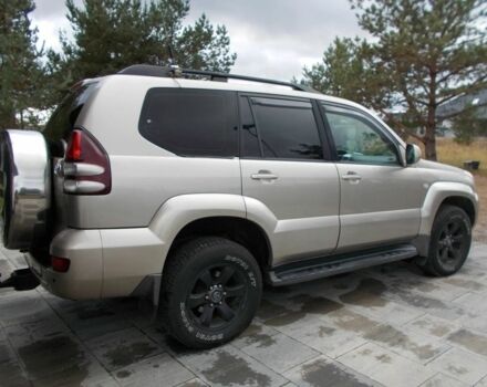 Серый Тойота Ленд Крузер 100, объемом двигателя 3 л и пробегом 270 тыс. км за 3200 $, фото 4 на Automoto.ua