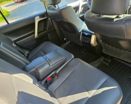 Серый Тойота Ленд Крузер 100, объемом двигателя 2.8 л и пробегом 12 тыс. км за 32000 $, фото 10 на Automoto.ua