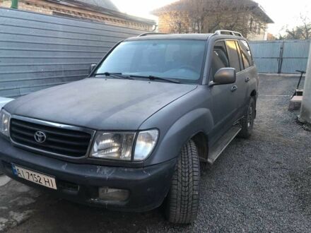 Тойота Ленд Крузер 100 1998 в Боярка на Automoto.ua Серый Тойота Ленд Крузер 100, объемом двигателя 4.7 л и пробегом 530 тыс. км за 6995 $, фото 1 на Automoto.ua