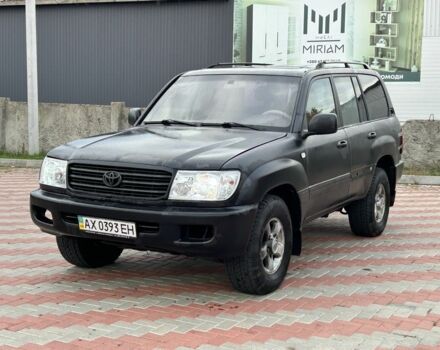 Сірий Тойота Ленд Крузер 100, об'ємом двигуна 4.7 л та пробігом 300 тис. км за 5950 $, фото 1 на Automoto.ua