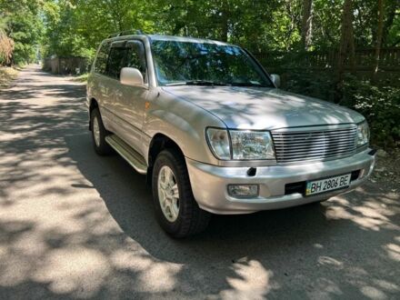 Сірий Тойота Ленд Крузер 100, об'ємом двигуна 4.7 л та пробігом 250 тис. км за 16000 $, фото 1 на Automoto.ua