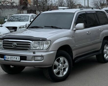 Серый Тойота Ленд Крузер 100, объемом двигателя 4.7 л и пробегом 377 тыс. км за 9500 $, фото 1 на Automoto.ua