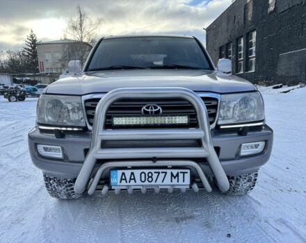 Серый Тойота Ленд Крузер 100, объемом двигателя 4.7 л и пробегом 289 тыс. км за 19800 $, фото 1 на Automoto.ua