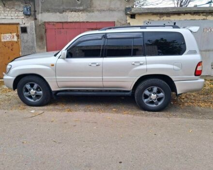 Серый Тойота Ленд Крузер 100, объемом двигателя 4.2 л и пробегом 363 тыс. км за 23500 $, фото 1 на Automoto.ua