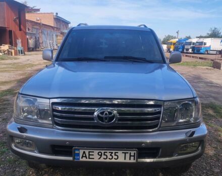 Серый Тойота Ленд Крузер 100, объемом двигателя 4.7 л и пробегом 343 тыс. км за 16900 $, фото 1 на Automoto.ua