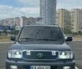 Синий Тойота Ленд Крузер 100, объемом двигателя 4.7 л и пробегом 529 тыс. км за 10500 $, фото 1 на Automoto.ua