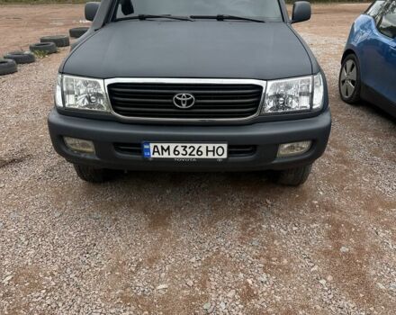 Синий Тойота Ленд Крузер 100, объемом двигателя 4.2 л и пробегом 225 тыс. км за 16000 $, фото 1 на Automoto.ua