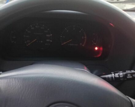 Зеленый Тойота Ленд Крузер 100, объемом двигателя 3 л и пробегом 440 тыс. км за 6000 $, фото 3 на Automoto.ua