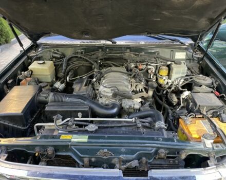 Зеленый Тойота Ленд Крузер 100, объемом двигателя 4.7 л и пробегом 400 тыс. км за 8800 $, фото 14 на Automoto.ua