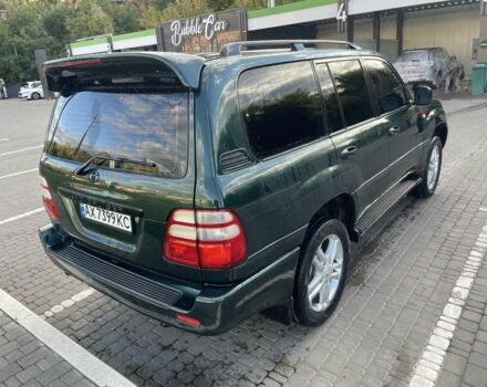 Зеленый Тойота Ленд Крузер 100, объемом двигателя 4.7 л и пробегом 300 тыс. км за 12000 $, фото 2 на Automoto.ua