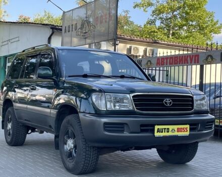 Зеленый Тойота Ленд Крузер 100, объемом двигателя 4.2 л и пробегом 366 тыс. км за 13500 $, фото 2 на Automoto.ua