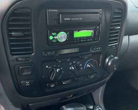 Зеленый Тойота Ленд Крузер 100, объемом двигателя 4.2 л и пробегом 366 тыс. км за 13500 $, фото 13 на Automoto.ua