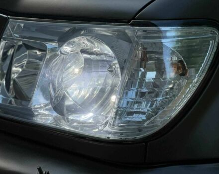 Зелений Тойота Ленд Крузер 100, об'ємом двигуна 4.2 л та пробігом 618 тис. км за 14490 $, фото 11 на Automoto.ua