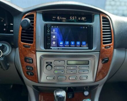 Зелений Тойота Ленд Крузер 100, об'ємом двигуна 4.2 л та пробігом 618 тис. км за 14490 $, фото 17 на Automoto.ua