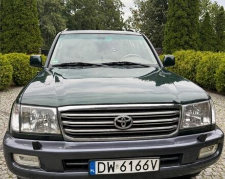 Зеленый Тойота Ленд Крузер 100, объемом двигателя 0 л и пробегом 327 тыс. км за 3300 $, фото 1 на Automoto.ua