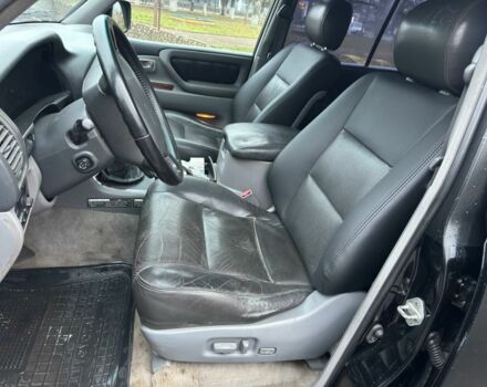 Черный Тойота Ленд Крузер 105, объемом двигателя 0 л и пробегом 350 тыс. км за 24990 $, фото 9 на Automoto.ua