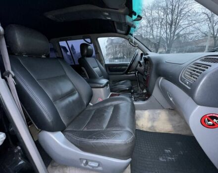 Черный Тойота Ленд Крузер 105, объемом двигателя 0 л и пробегом 350 тыс. км за 24990 $, фото 13 на Automoto.ua