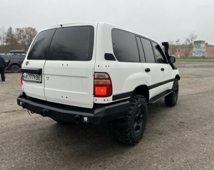 Серый Тойота Ленд Крузер 105, объемом двигателя 4.5 л и пробегом 210 тыс. км за 23000 $, фото 4 на Automoto.ua