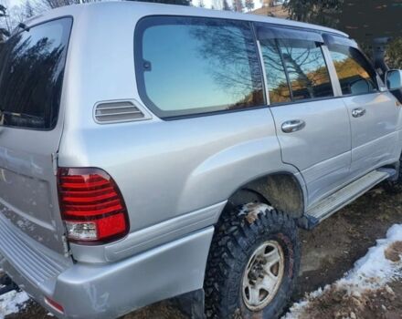 Серый Тойота Ленд Крузер 105, объемом двигателя 4.2 л и пробегом 280 тыс. км за 24900 $, фото 2 на Automoto.ua