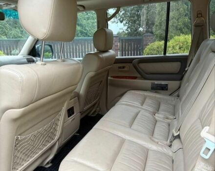 Зеленый Тойота Ленд Крузер 105, объемом двигателя 4.2 л и пробегом 265 тыс. км за 3300 $, фото 6 на Automoto.ua