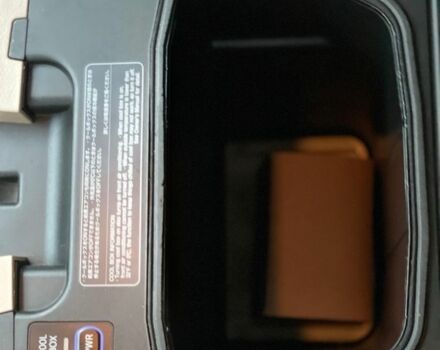 Белый Тойота Ленд Крузер 200, объемом двигателя 4.6 л и пробегом 193 тыс. км за 32500 $, фото 8 на Automoto.ua