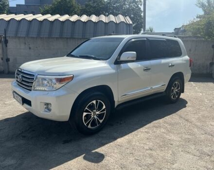 Белый Тойота Ленд Крузер 200, объемом двигателя 4.6 л и пробегом 257 тыс. км за 37000 $, фото 7 на Automoto.ua