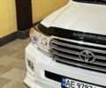 Білий Тойота Ленд Крузер 200, об'ємом двигуна 4.5 л та пробігом 143 тис. км за 38500 $, фото 9 на Automoto.ua