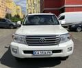 Білий Тойота Ленд Крузер 200, об'ємом двигуна 4.5 л та пробігом 397 тис. км за 652 $, фото 6 на Automoto.ua