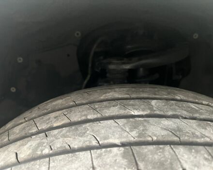 Белый Тойота Ленд Крузер 200, объемом двигателя 4.6 л и пробегом 257 тыс. км за 37000 $, фото 13 на Automoto.ua