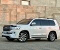 Білий Тойота Ленд Крузер 200, об'ємом двигуна 4.5 л та пробігом 285 тис. км за 39999 $, фото 13 на Automoto.ua