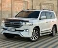 Білий Тойота Ленд Крузер 200, об'ємом двигуна 4.5 л та пробігом 285 тис. км за 39999 $, фото 9 на Automoto.ua