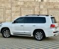 Білий Тойота Ленд Крузер 200, об'ємом двигуна 4.5 л та пробігом 285 тис. км за 39999 $, фото 12 на Automoto.ua