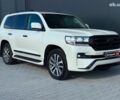 Белый Тойота Ленд Крузер 200, объемом двигателя 4.7 л и пробегом 145 тыс. км за 46590 $, фото 26 на Automoto.ua